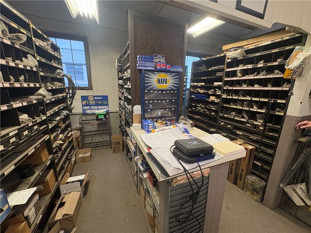 110 Penn Ave, Mt Oliver, PA 15210