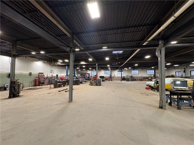 110 Penn Ave, Mt Oliver, PA 15210