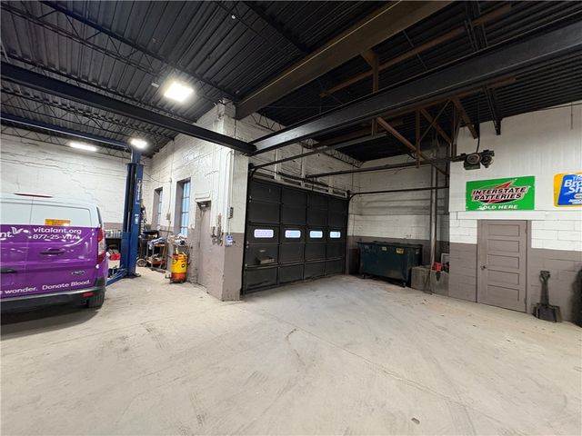 110 Penn Ave, Mt Oliver, PA 15210