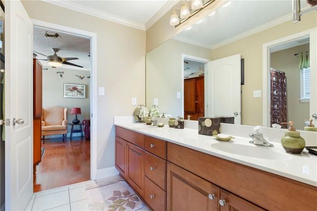 165 KEATON Drive, Fayetteville, GA 30215