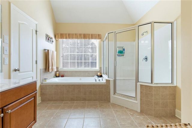 165 KEATON Drive, Fayetteville, GA 30215