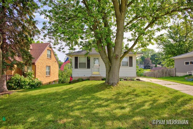 1735 Woodworth Street, Grand Rapids, MI 49525