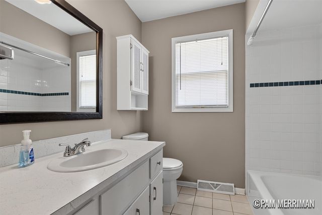 1735 Woodworth Street, Grand Rapids, MI 49525