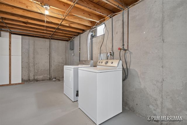 1735 Woodworth Street, Grand Rapids, MI 49525