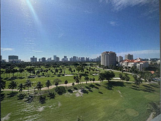 20335 W Country Club Dr 1105, Aventura, FL 33180