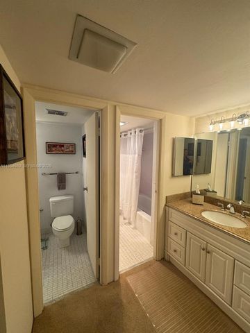 20335 W Country Club Dr 1105, Aventura, FL 33180