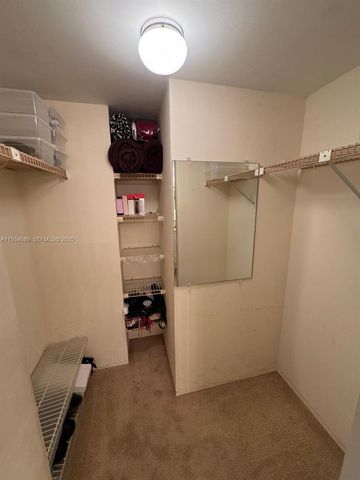 20335 W Country Club Dr 1105, Aventura, FL 33180