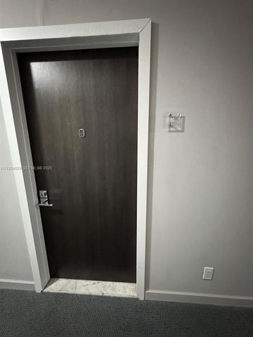 20335 W Country Club Dr 1105, Aventura, FL 33180