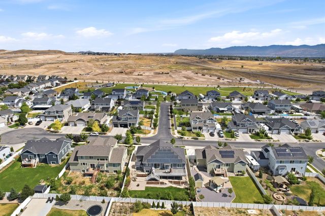6497 W SUNNY MAPLE WAY, West Jordan, UT 84081