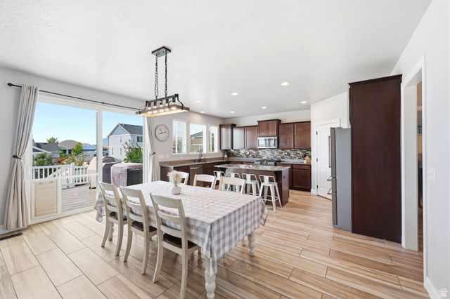 6497 W SUNNY MAPLE WAY, West Jordan, UT 84081