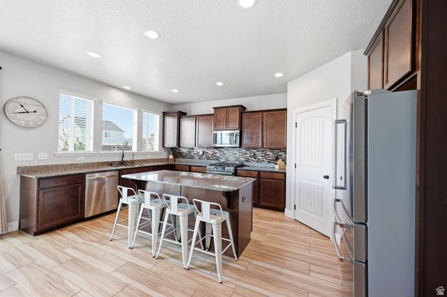 6497 W SUNNY MAPLE WAY, West Jordan, UT 84081