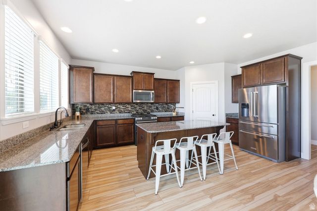 6497 W SUNNY MAPLE WAY, West Jordan, UT 84081