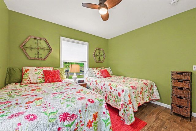51509 Summit Street, Paw Paw, MI 49079