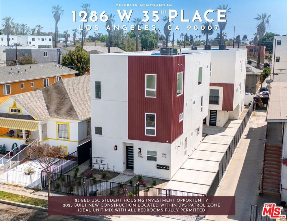 1286 W 35th Place, Los Angeles, CA 90007 — exterior