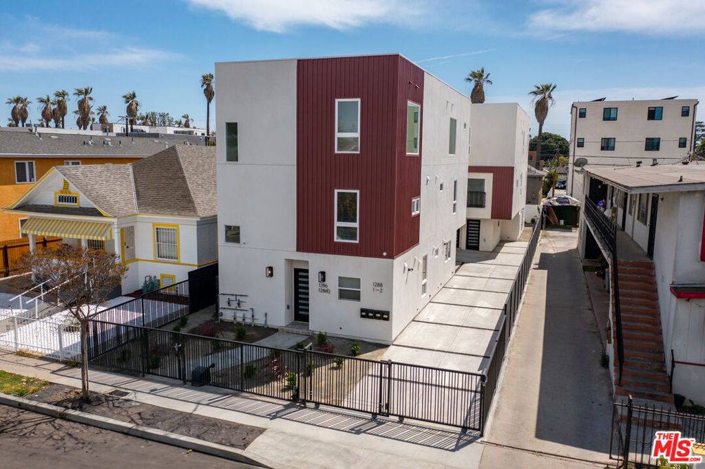 1286 W 35th Place, Los Angeles, CA 90007 — photo 4