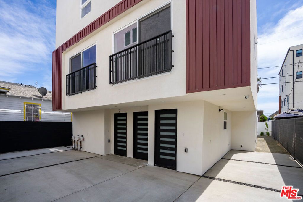 1286 W 35th Place, Los Angeles, CA 90007 — photo 5