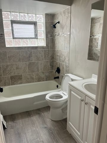 7041 99th Street 2w, Chicago Ridge, IL 60415