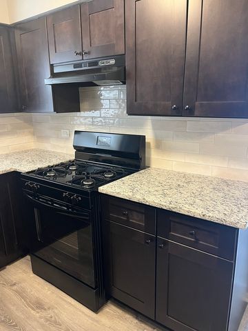 7041 99th Street 2w, Chicago Ridge, IL 60415