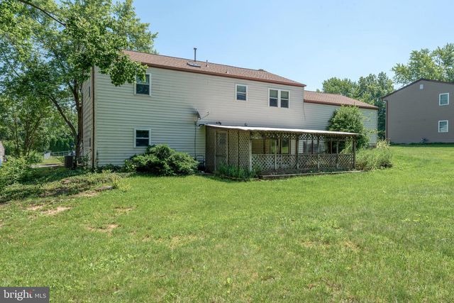 1620 VALLEY VISTA DR, York, PA 17406