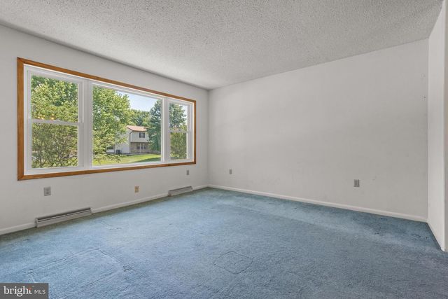 1620 VALLEY VISTA DR, York, PA 17406