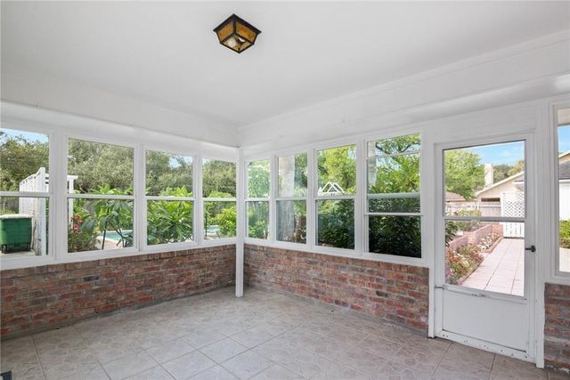 203 Whispering Creek Street, Victoria, TX 77904