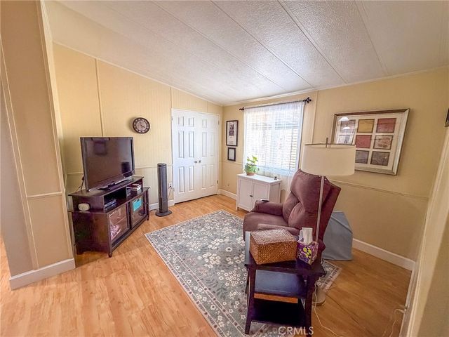 185 Punta Prieta, Perris, CA 92571
