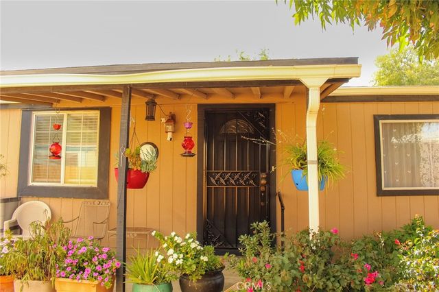185 Punta Prieta, Perris, CA 92571