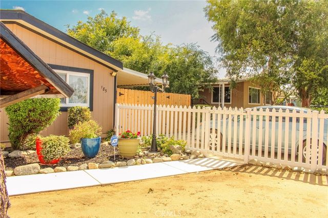 185 Punta Prieta, Perris, CA 92571