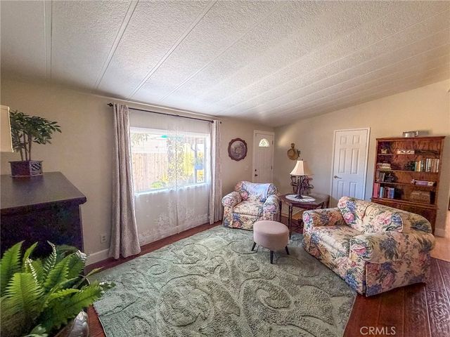 185 Punta Prieta, Perris, CA 92571