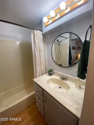 2302 S SEMINOLE Drive, Apache Junction, AZ 85119