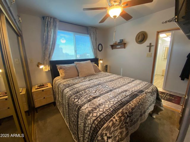 2302 S SEMINOLE Drive, Apache Junction, AZ 85119