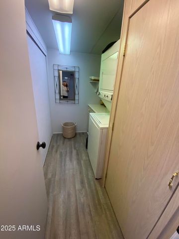 2302 S SEMINOLE Drive, Apache Junction, AZ 85119