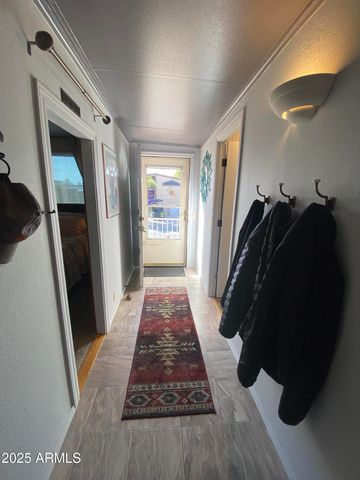 2302 S SEMINOLE Drive, Apache Junction, AZ 85119