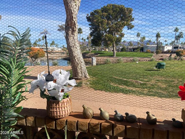 2302 S SEMINOLE Drive, Apache Junction, AZ 85119