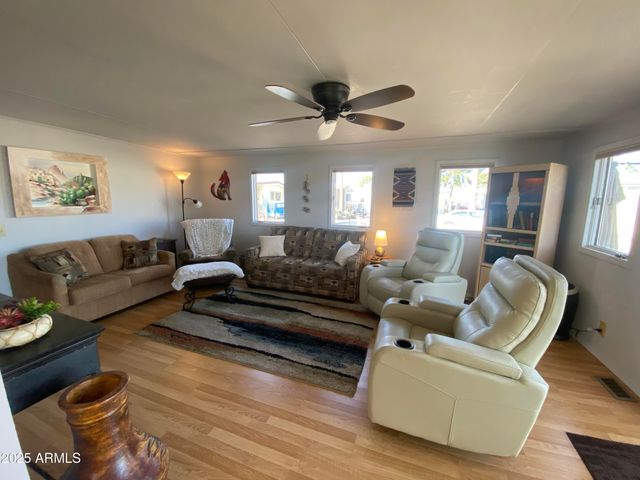 2302 S SEMINOLE Drive, Apache Junction, AZ 85119