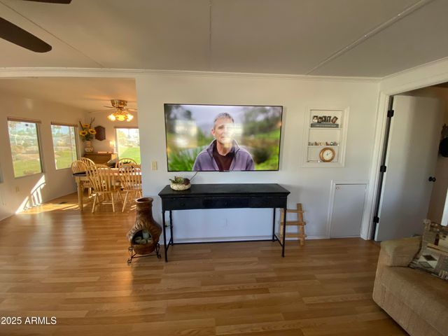 2302 S SEMINOLE Drive, Apache Junction, AZ 85119