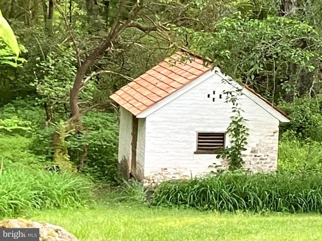 24511 PEACOCK LN, Rapidan, VA 22733