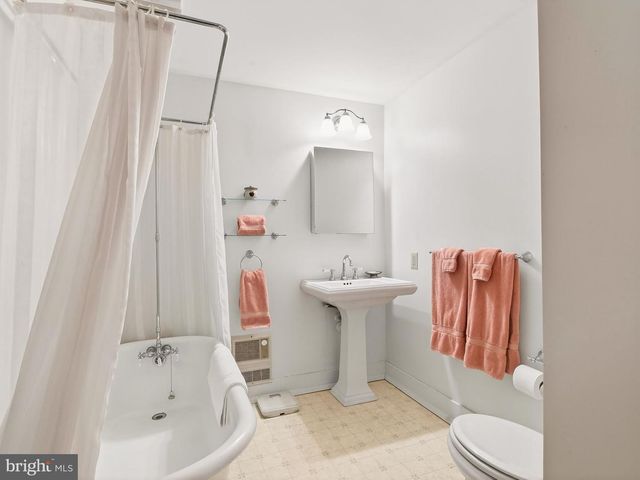 24511 PEACOCK LN, Rapidan, VA 22733