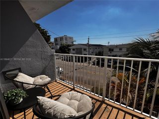 1801 S Treasure Dr 324, North Bay Village, FL 33141