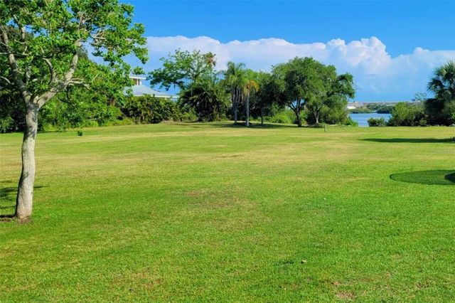 13798 74TH AVENUE, Seminole, FL 33776