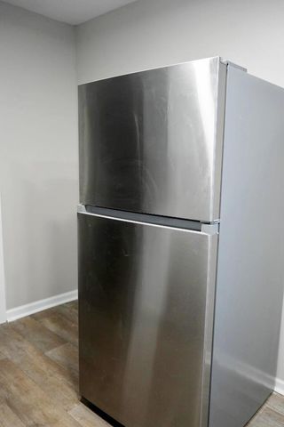 1209 16th St SW, Cedar Rapids, IA 52404