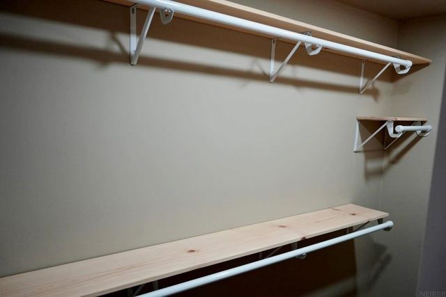 1209 16th St SW, Cedar Rapids, IA 52404