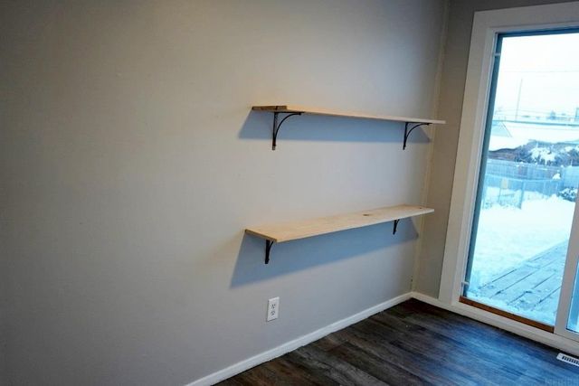 1209 16th St SW, Cedar Rapids, IA 52404