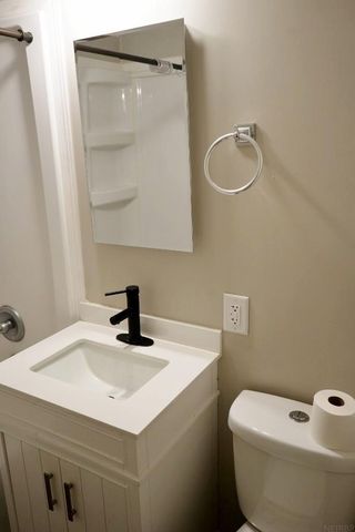 1209 16th St SW, Cedar Rapids, IA 52404