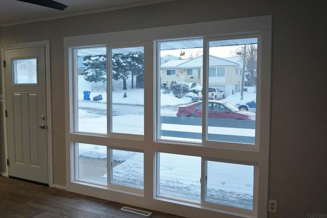 1209 16th St SW, Cedar Rapids, IA 52404