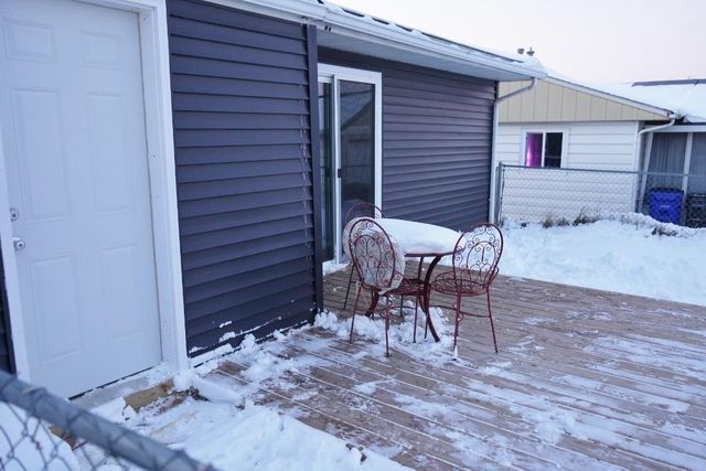 1209 16th St SW, Cedar Rapids, IA 52404