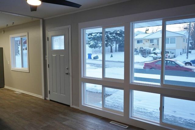 1209 16th St SW, Cedar Rapids, IA 52404