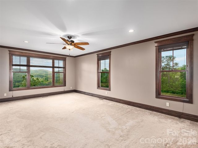 91 Watershed Way, Horse Shoe, NC 28742