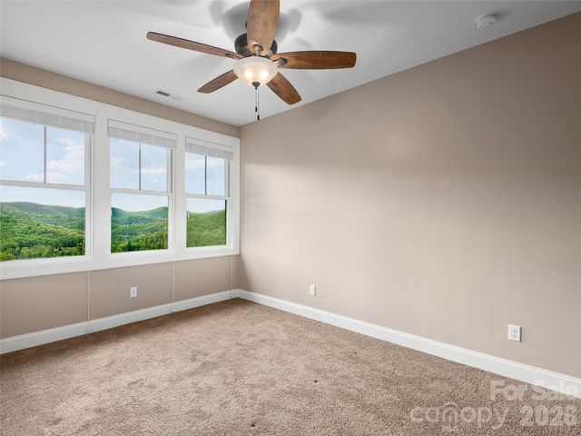 91 Watershed Way, Horse Shoe, NC 28742