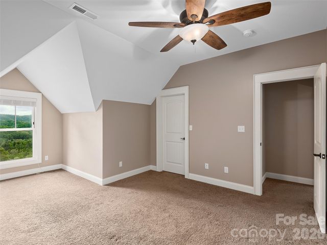 91 Watershed Way, Horse Shoe, NC 28742